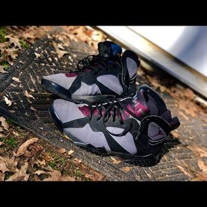 Bordeaux Retro 7s